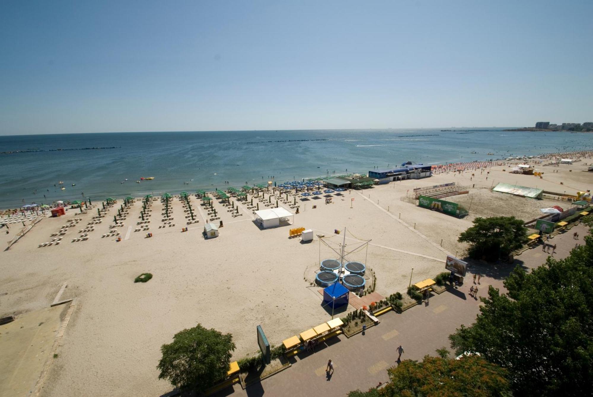 Hotel Pescarus Mamaia Exterior foto